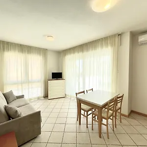 https://diani-beach-carraro-immobiliare-jesolo.hotelslidodijesolo.com